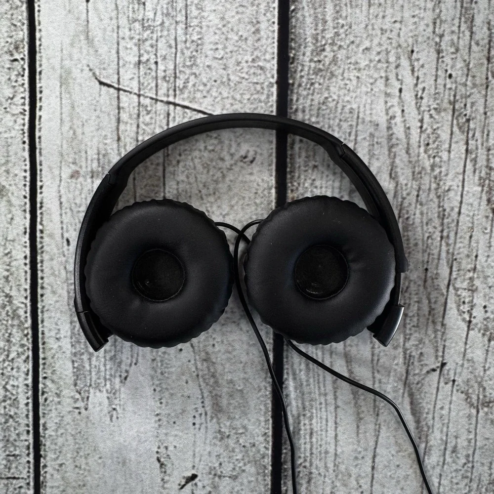 Sony MDR-ZX10NC Wired Noise Canceling On-Ear Headphones Black‎ Tested